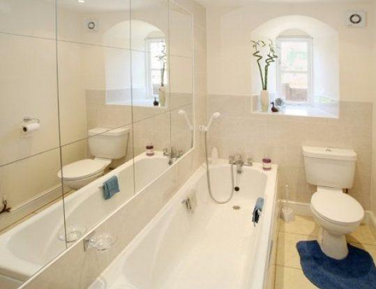 На сегодняшний день огромную популярность набирают стильные и современные зеркальные ванные комнаты