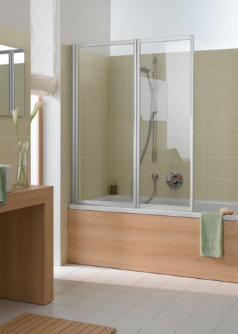 Ширмы для ванн: конструктивные особенности и монтаж