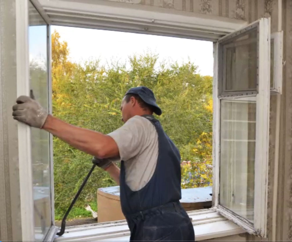 Как демонтировать старое окно