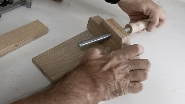 Деревянные тиски - столик для сверлильного станка своими руками