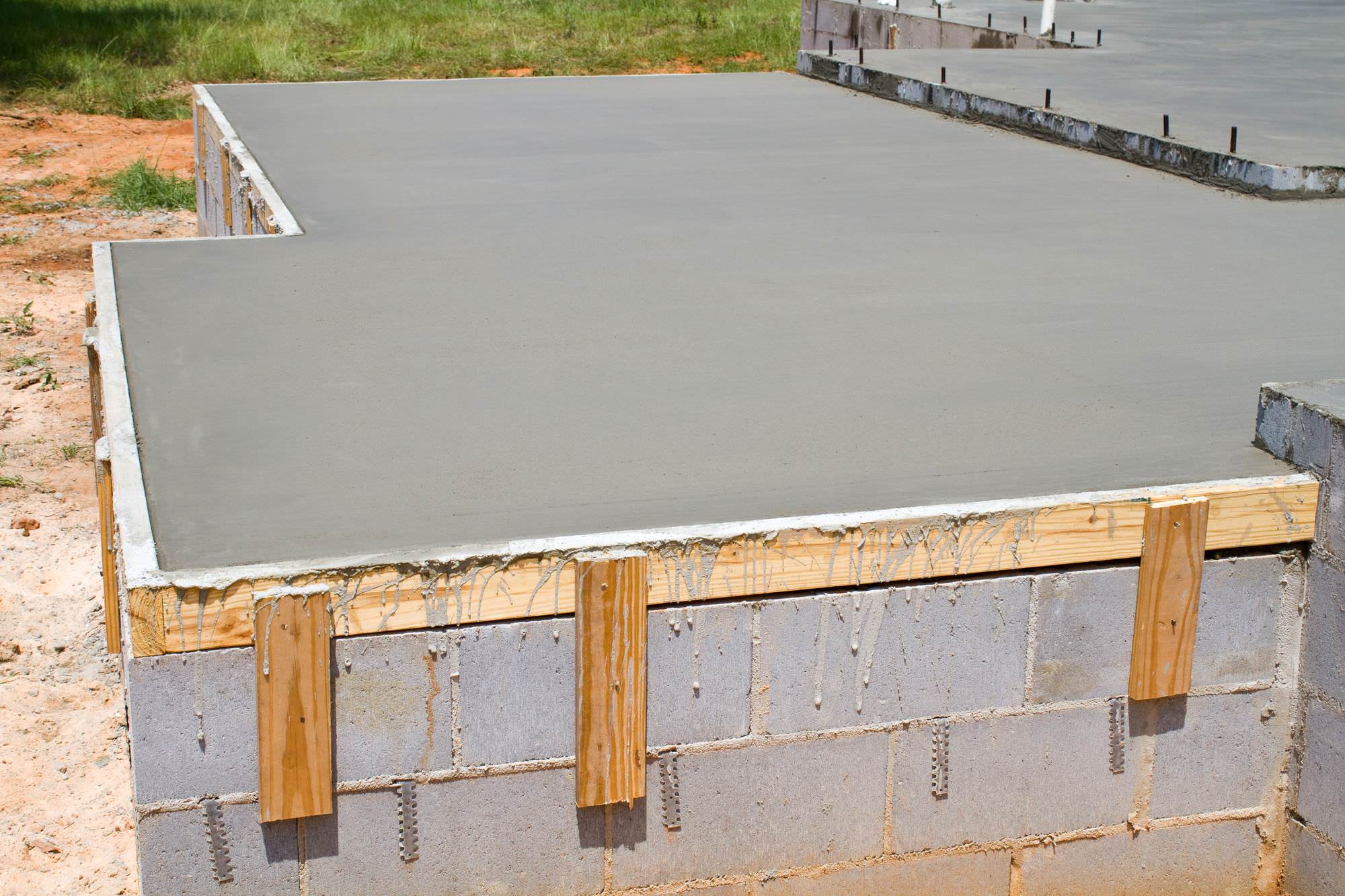 What is the fastest way to cure concrete